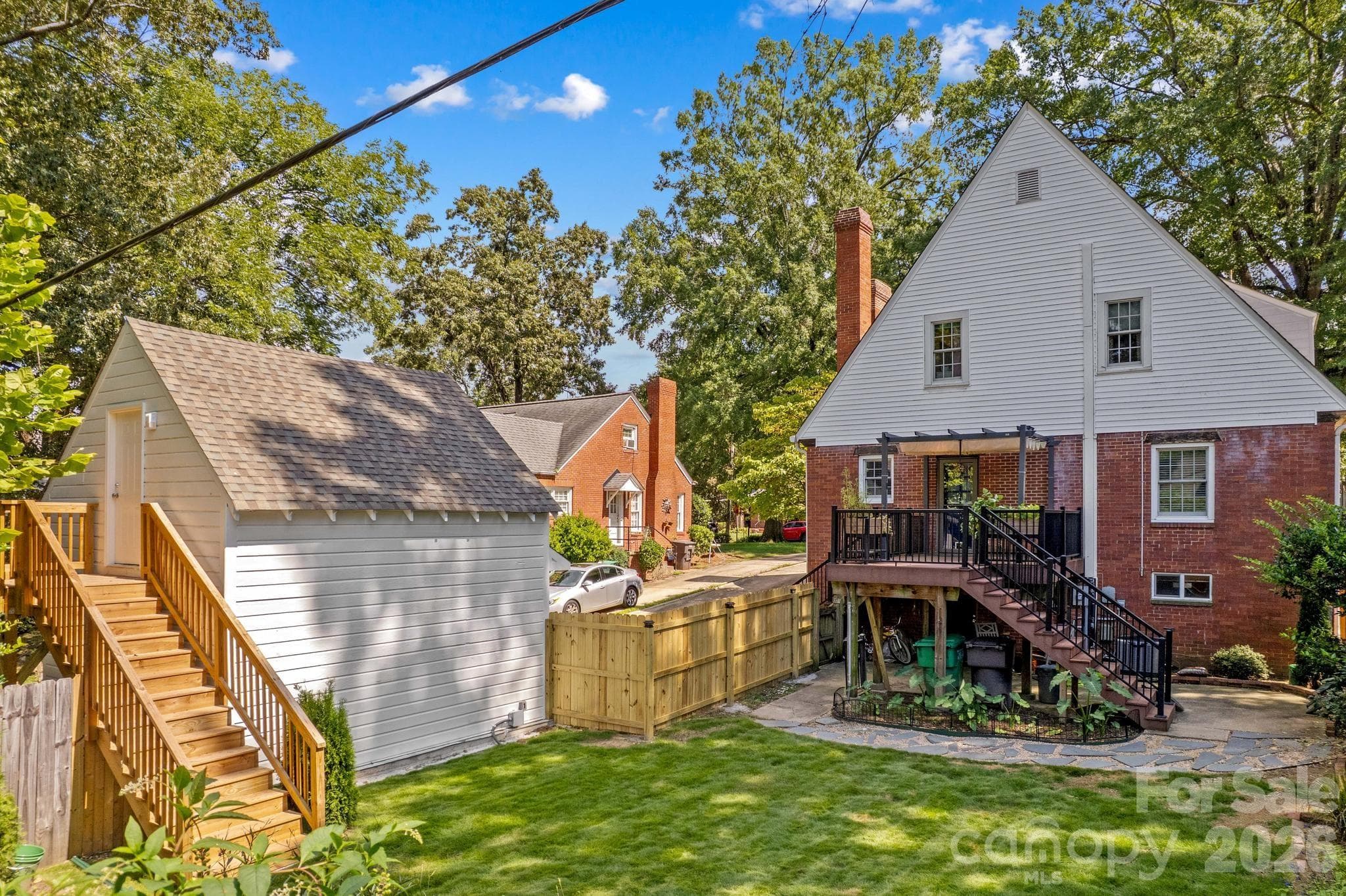 Single Family Residence at 221 Woodrow Avenue, High Point, photo 41 of 47