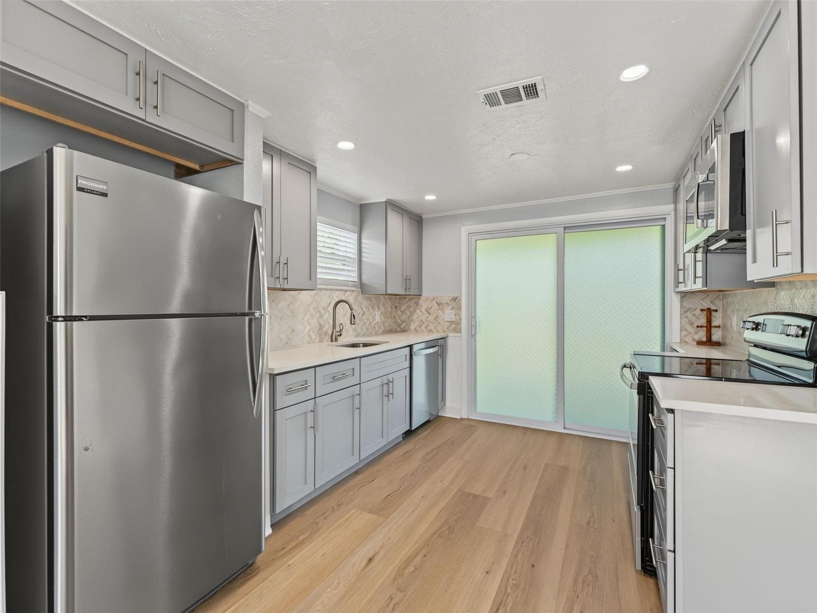 Single Family Residence at 14233 SHILOH CT, HUDSON, photo 10 of 70