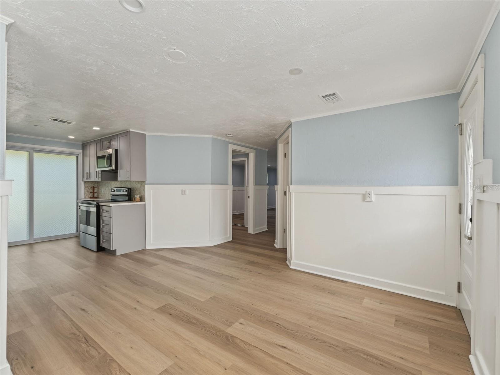 Single Family Residence at 14233 SHILOH CT, HUDSON, photo 16 of 70