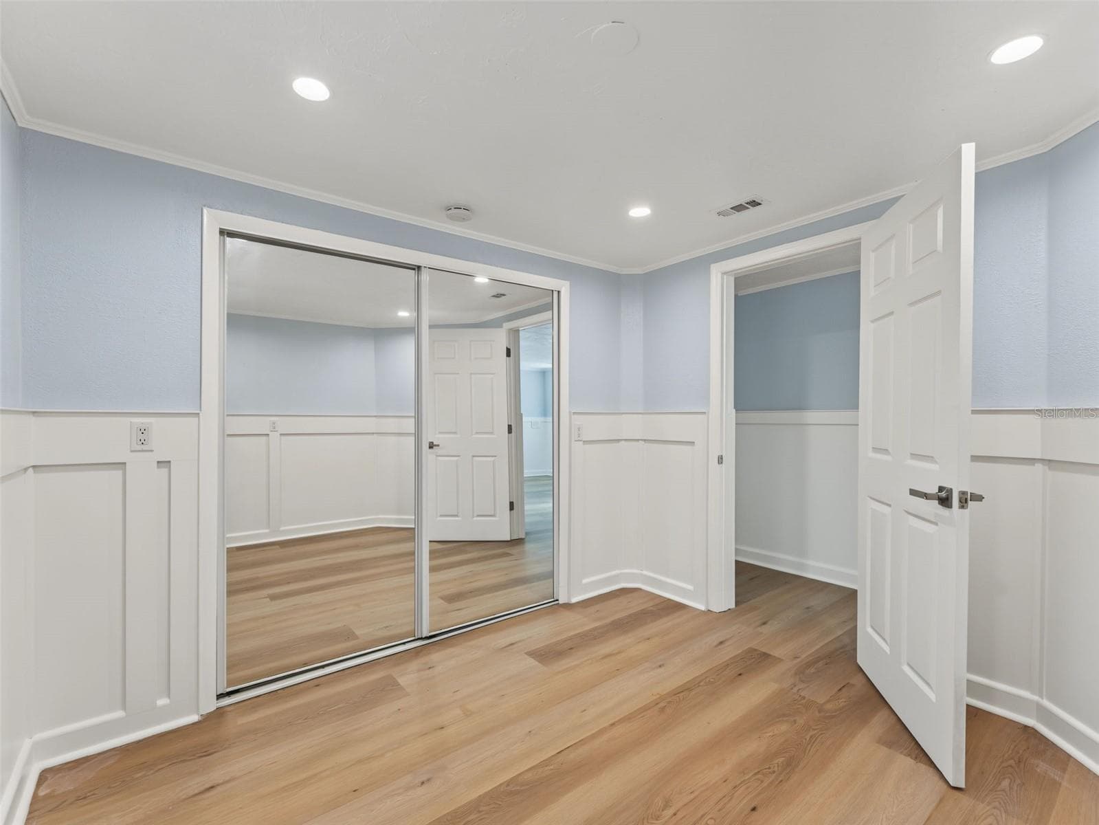 Single Family Residence at 14233 SHILOH CT, HUDSON, photo 26 of 70