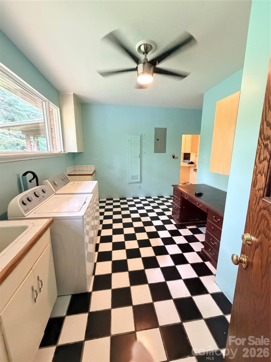 Single Family Residence at 800 W 7th Street, Newton, photo 6 of 48