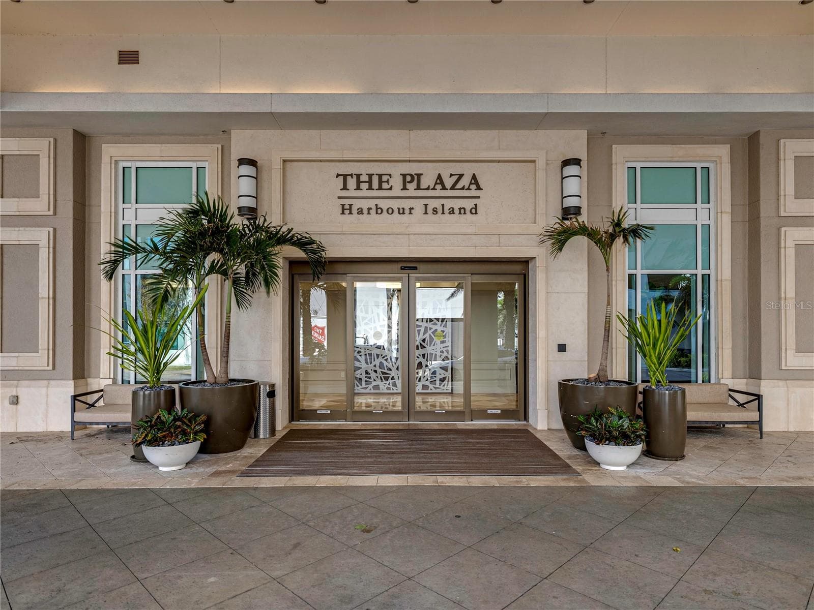 Condominium at 450 KNIGHTS RUN AVE #1103, TAMPA, photo 2 of 97