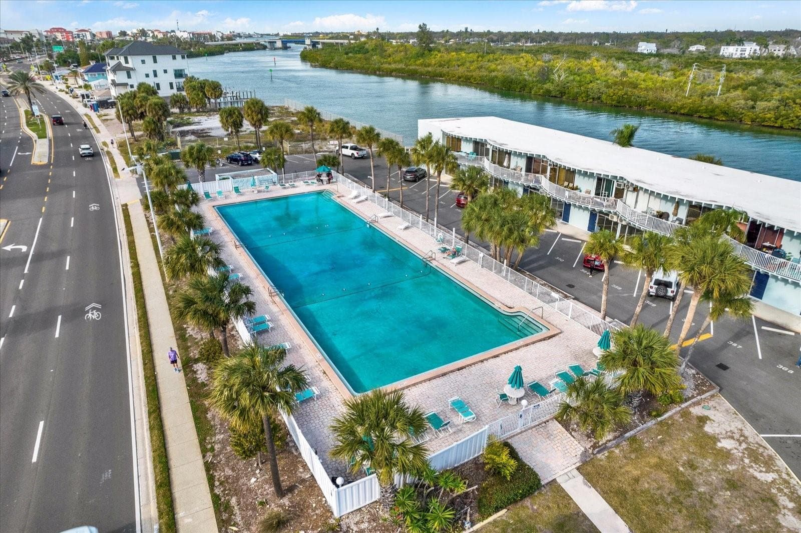 Condominium at 18399 GULF BLVD #372, INDIAN SHORES, photo 23 of 24