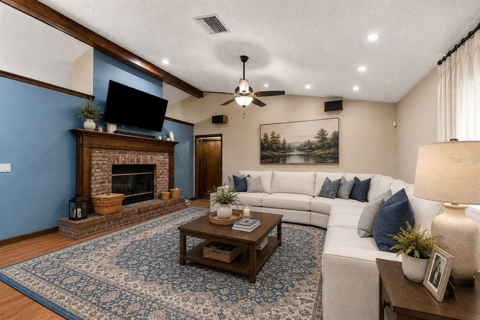 Single Family Residence at 4289 CASTLE AVE, SPRING HILL, photo 9 of 52