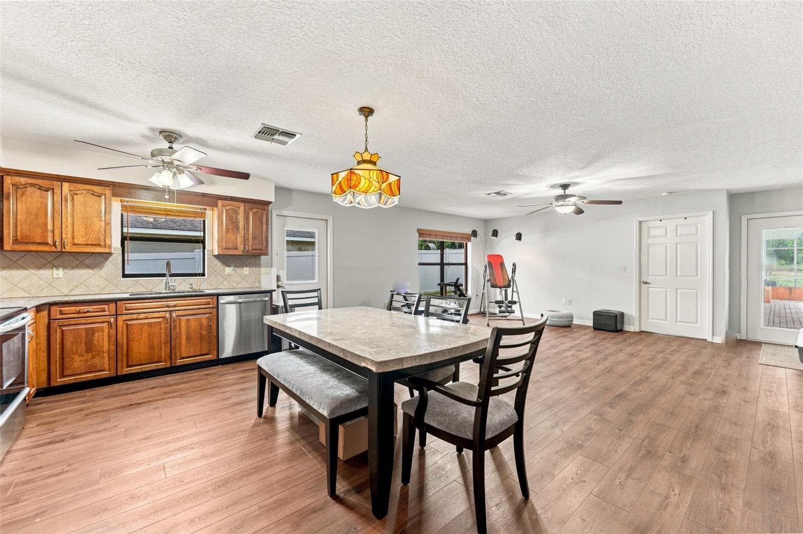 Single Family Residence at 4289 CASTLE AVE, SPRING HILL, photo 14 of 52