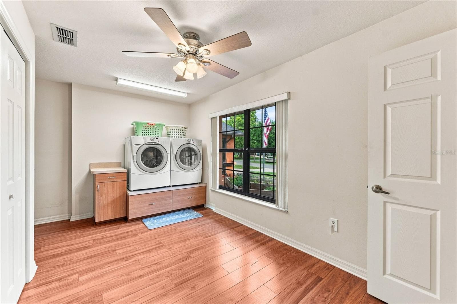 Single Family Residence at 4289 CASTLE AVE, SPRING HILL, photo 22 of 52