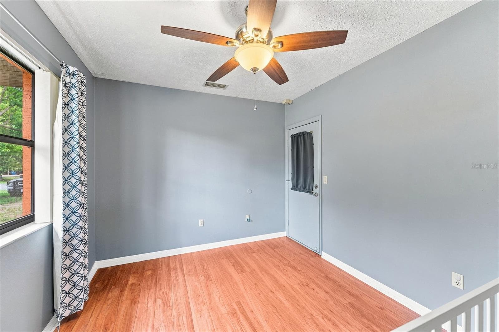 Single Family Residence at 4289 CASTLE AVE, SPRING HILL, photo 27 of 52