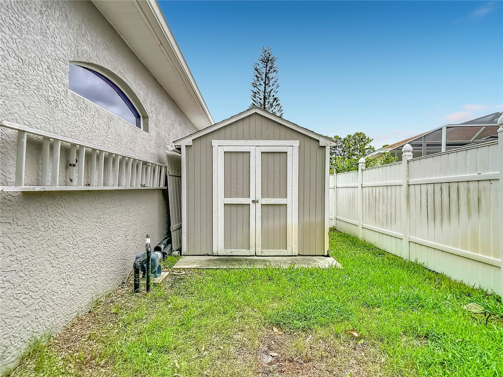 Single Family Residence at 21629 SILVER BAY PL, LAND O LAKES, photo 41 of 49