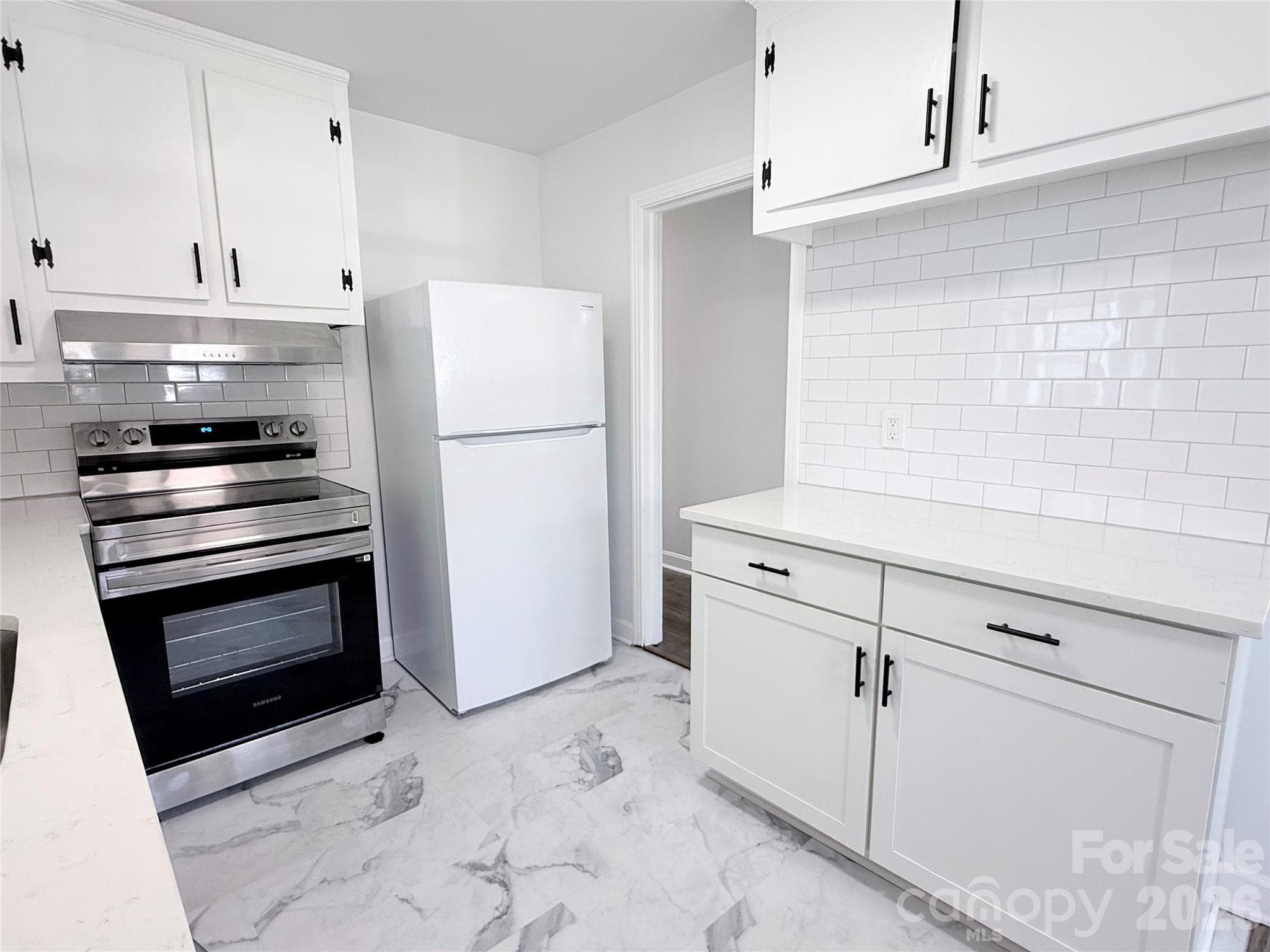 Kitchen - 1507 W Horah Street, Salisbury