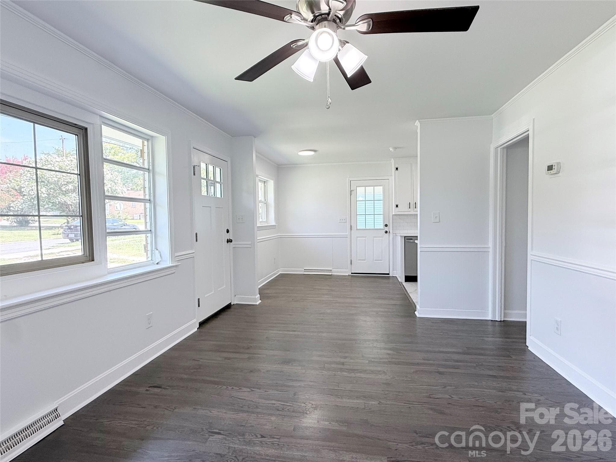 Living room and dining area - 1507 W Horah Street, Salisbury