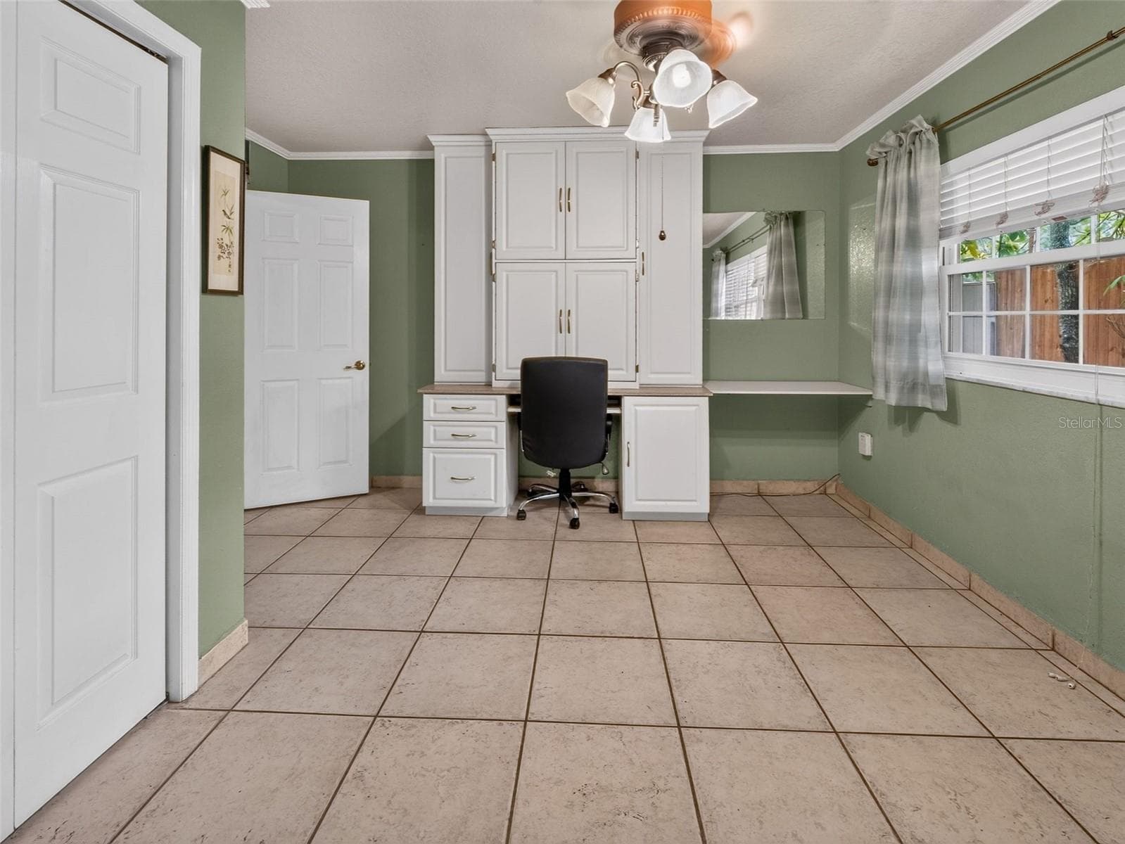 Single Family Residence at 8516 TWIN LAKE BLVD, TAMPA, photo 15 of 50