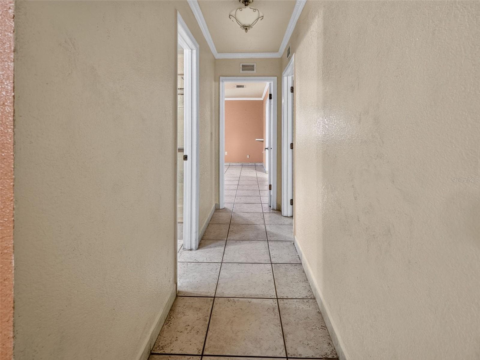 Single Family Residence at 8516 TWIN LAKE BLVD, TAMPA, photo 17 of 50