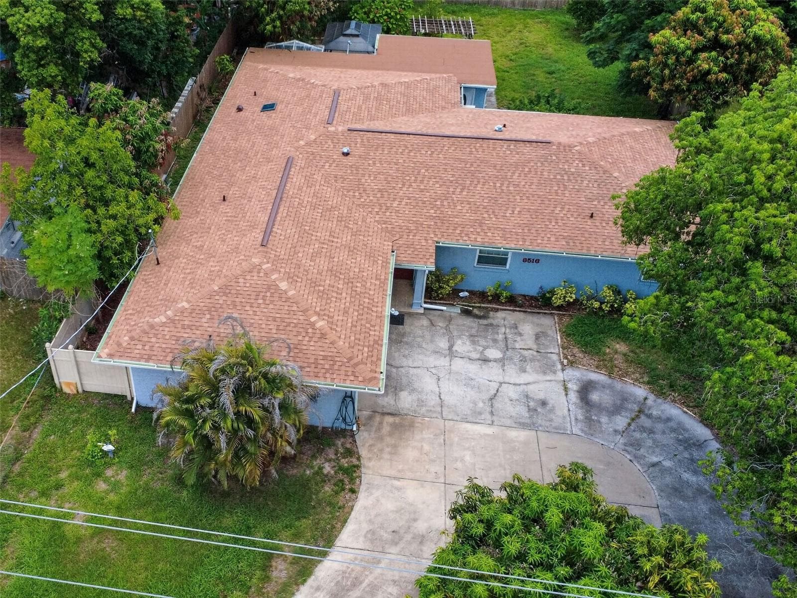 Single Family Residence at 8516 TWIN LAKE BLVD, TAMPA, photo 48 of 50