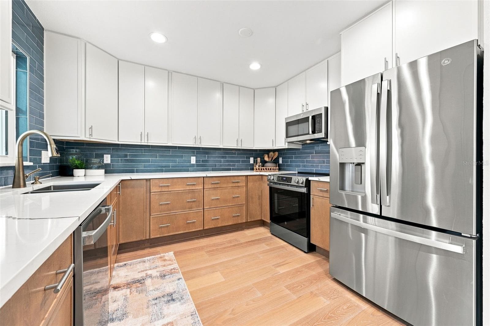 New appliances. - 360 145TH AVE E, MADEIRA BEACH