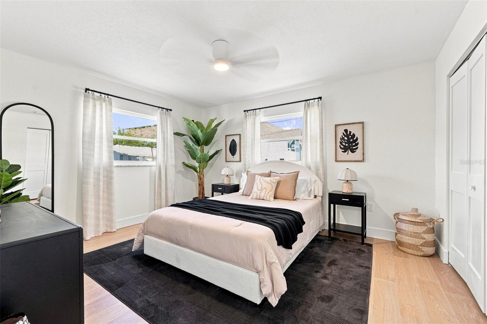 Your friends and family will enjoy this guest bedroom. - 360 145TH AVE E, MADEIRA BEACH