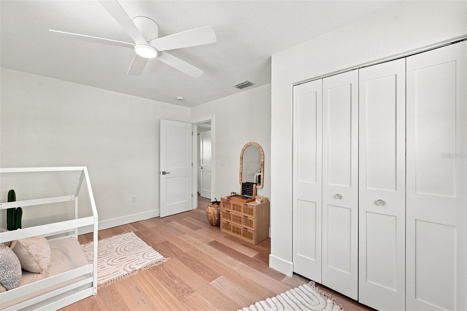 Great space for sleep, work, or play! - 360 145TH AVE E, MADEIRA BEACH