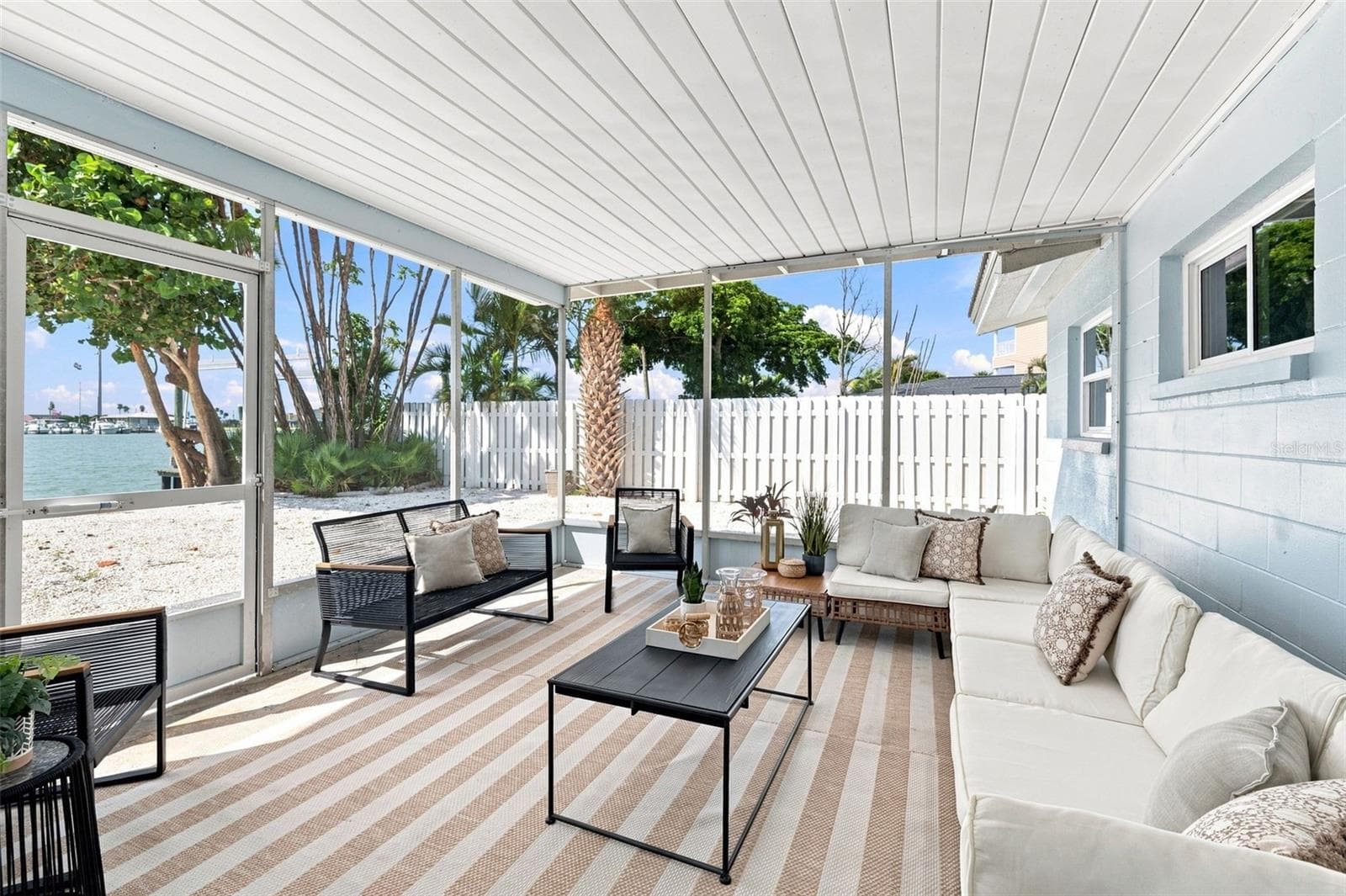 Or maybe work waterside in the fresh air? - 360 145TH AVE E, MADEIRA BEACH