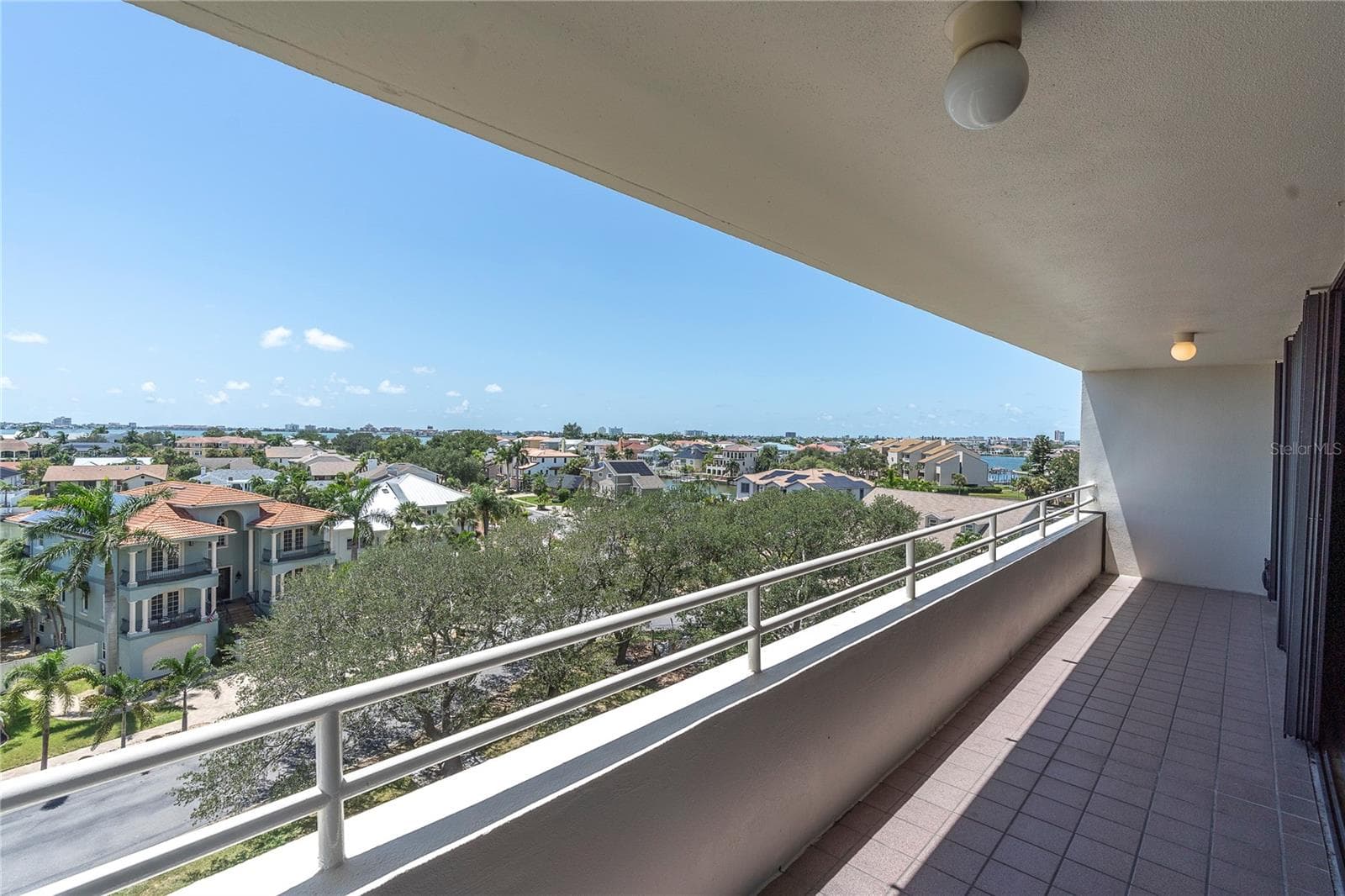Condominium at 5950 PELICAN BAY PLZ S #601, GULFPORT, photo 4 of 39
