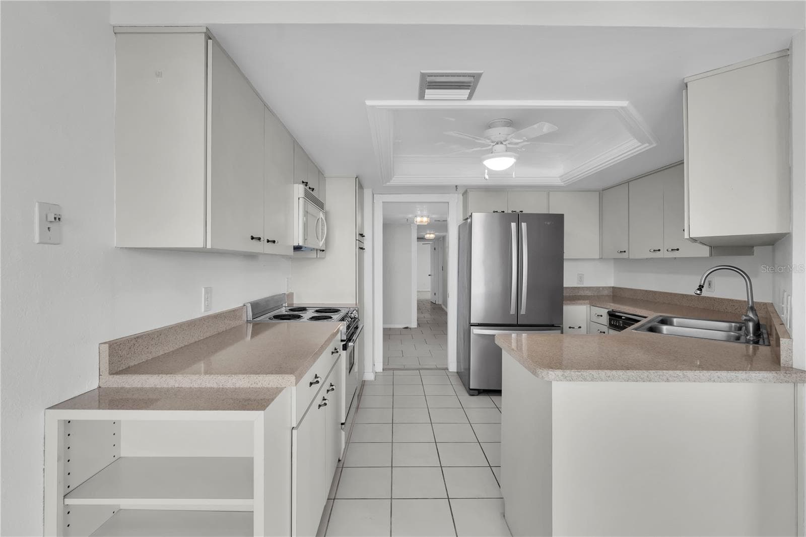 Kitchen - 5950 PELICAN BAY PLZ S #601, GULFPORT