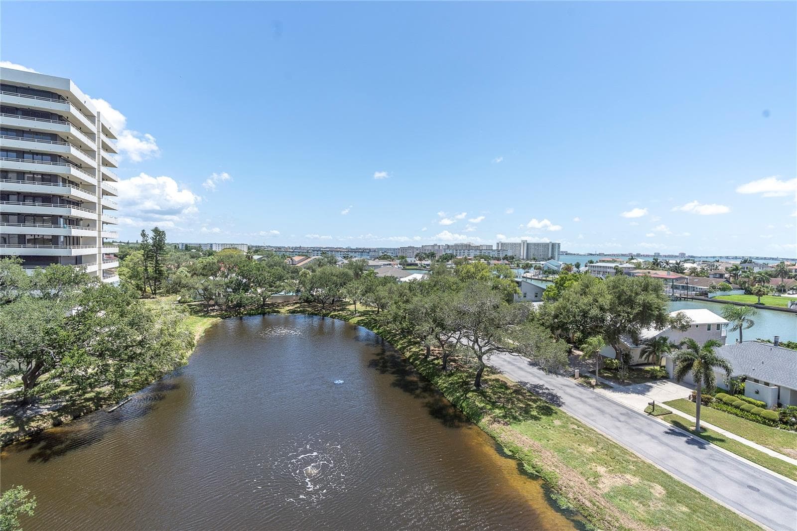 Condominium at 5950 PELICAN BAY PLZ S #601, GULFPORT, photo 31 of 39