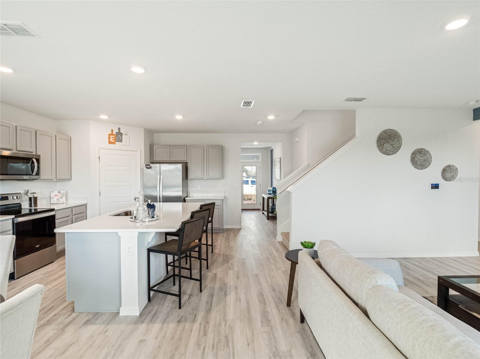Single Family Residence at 3994 LIMEKLIN FALLS LOOP, DAVENPORT, photo 11 of 33
