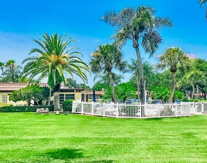 Clubhouse and community pool - 1701 PINEHURST RD #16G, DUNEDIN