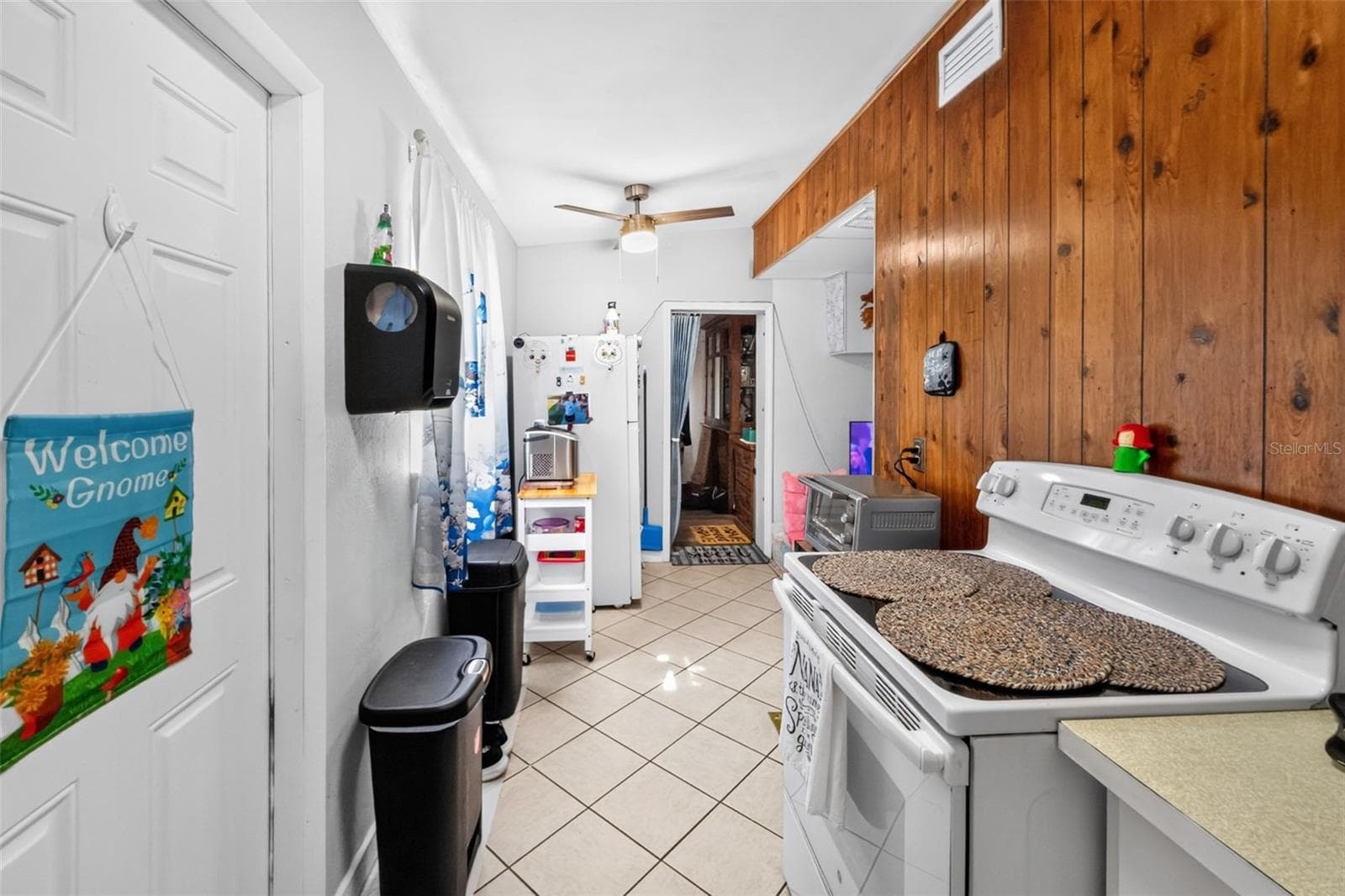 Single Family Residence at 3100 CRESTWOOD DR, PORT CHARLOTTE, photo 13 of 39