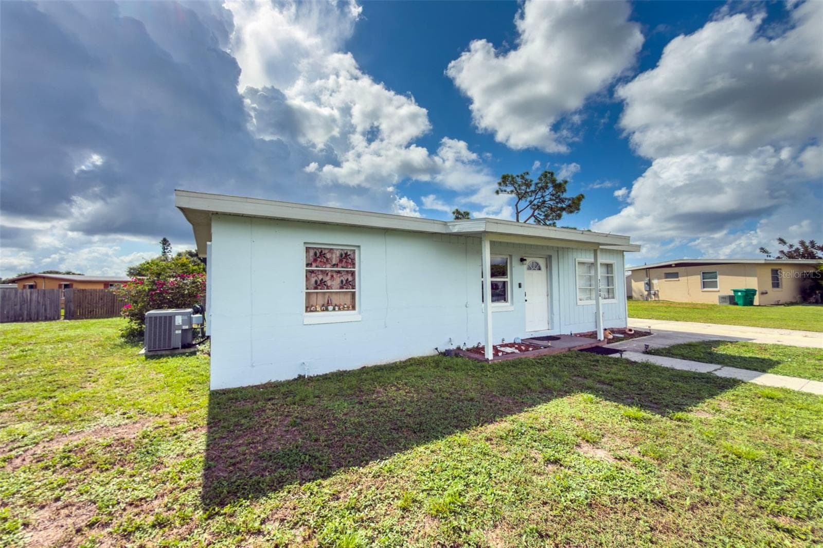 Single Family Residence at 3100 CRESTWOOD DR, PORT CHARLOTTE, photo 38 of 39