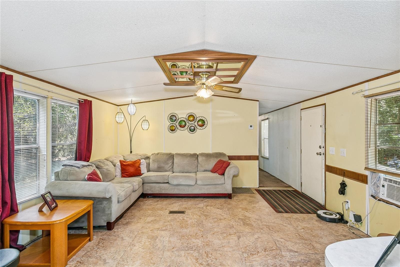 Manufactured Home at 2323 CAMORS RD, JAY, photo 5 of 30