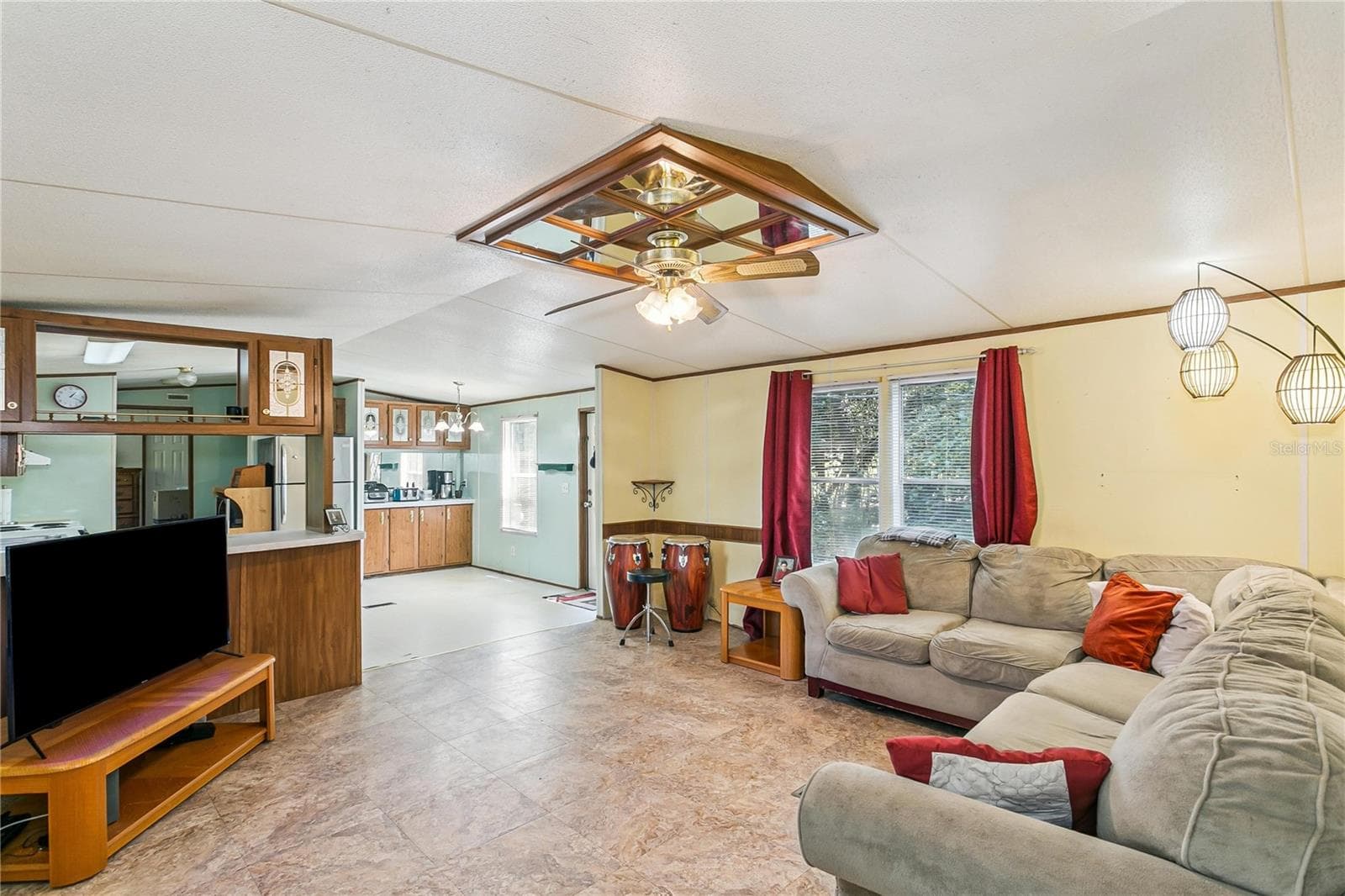 Manufactured Home at 2323 CAMORS RD, JAY, photo 7 of 30