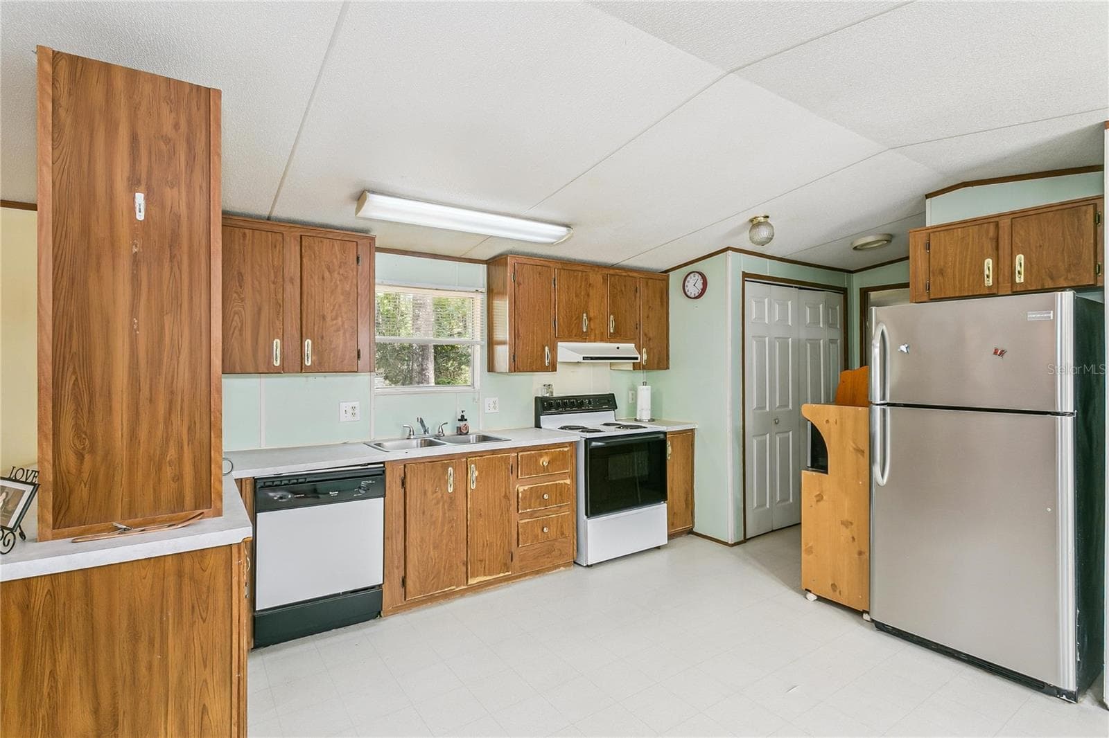 Manufactured Home at 2323 CAMORS RD, JAY, photo 11 of 30