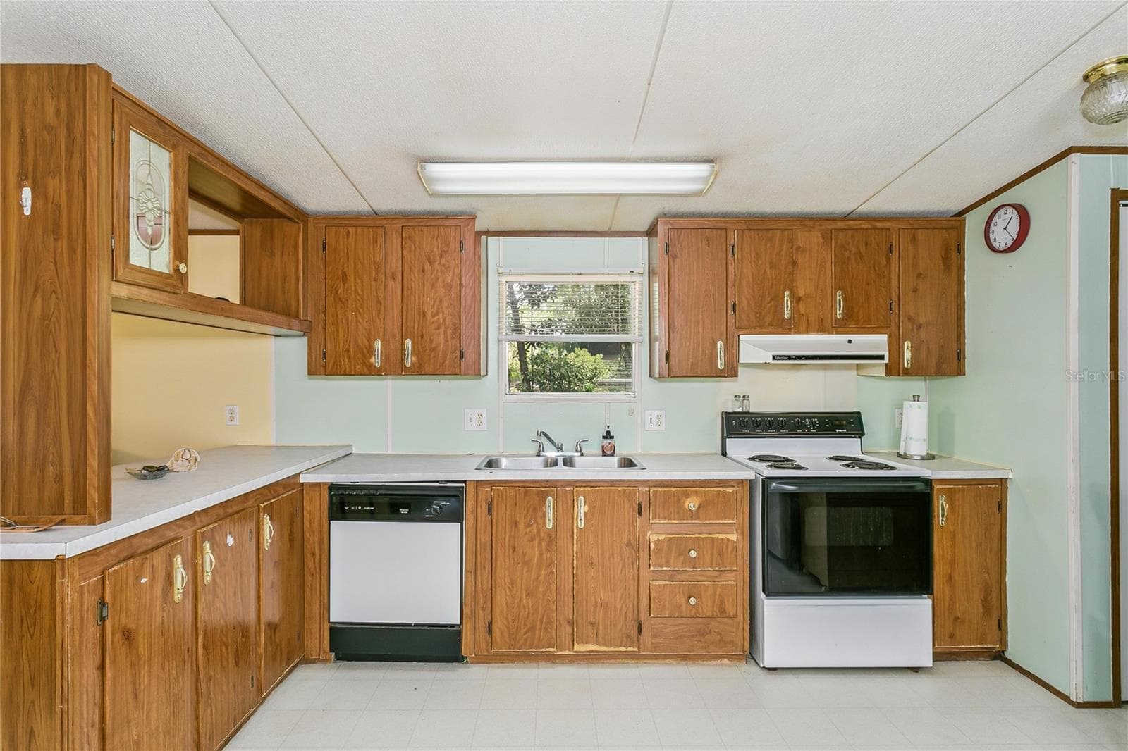 Manufactured Home at 2323 CAMORS RD, JAY, photo 13 of 30