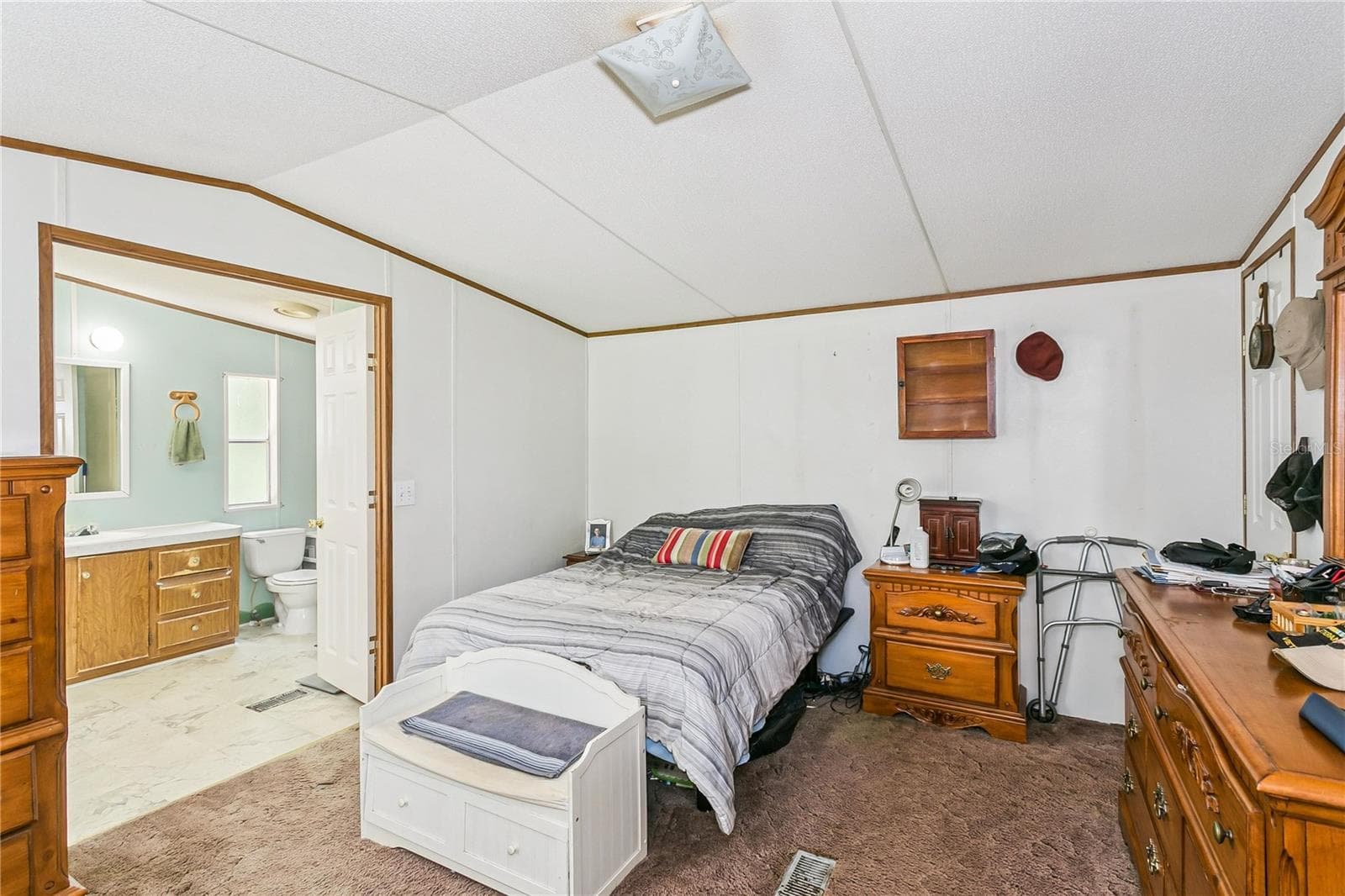 Manufactured Home at 2323 CAMORS RD, JAY, photo 18 of 30