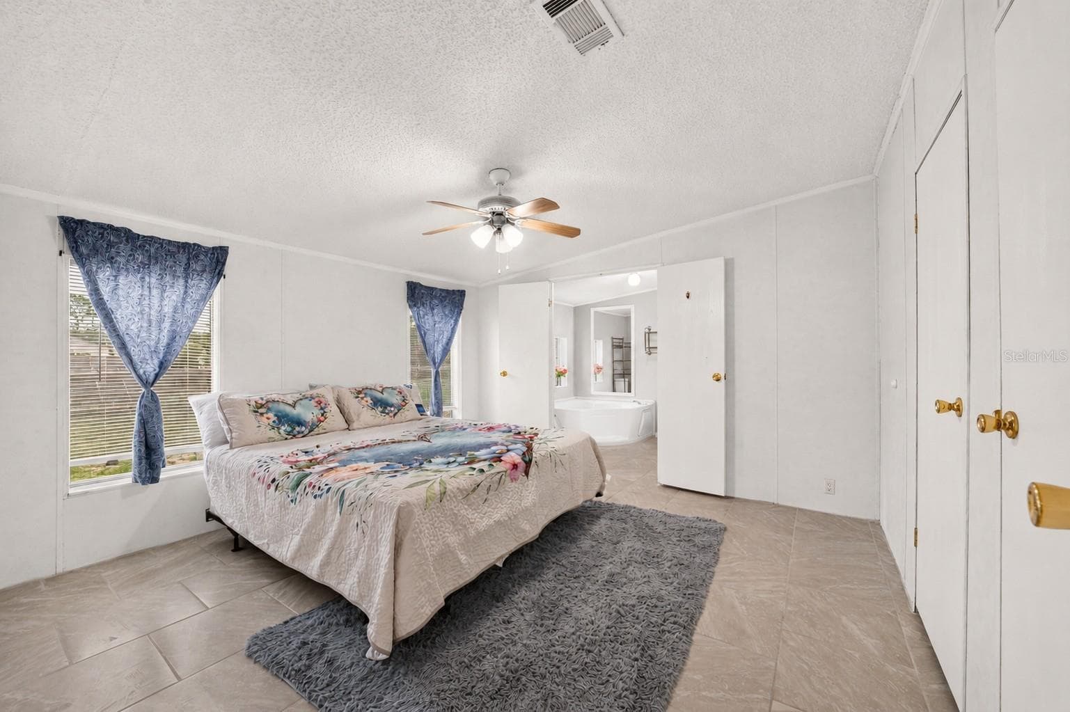 Primary Bedroom - 15355 SE 113TH STREET RD, OCKLAWAHA