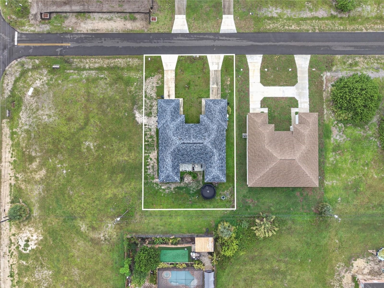 Half Duplex at 1223/1225 NE 15TH LN, CAPE CORAL, photo 37 of 39