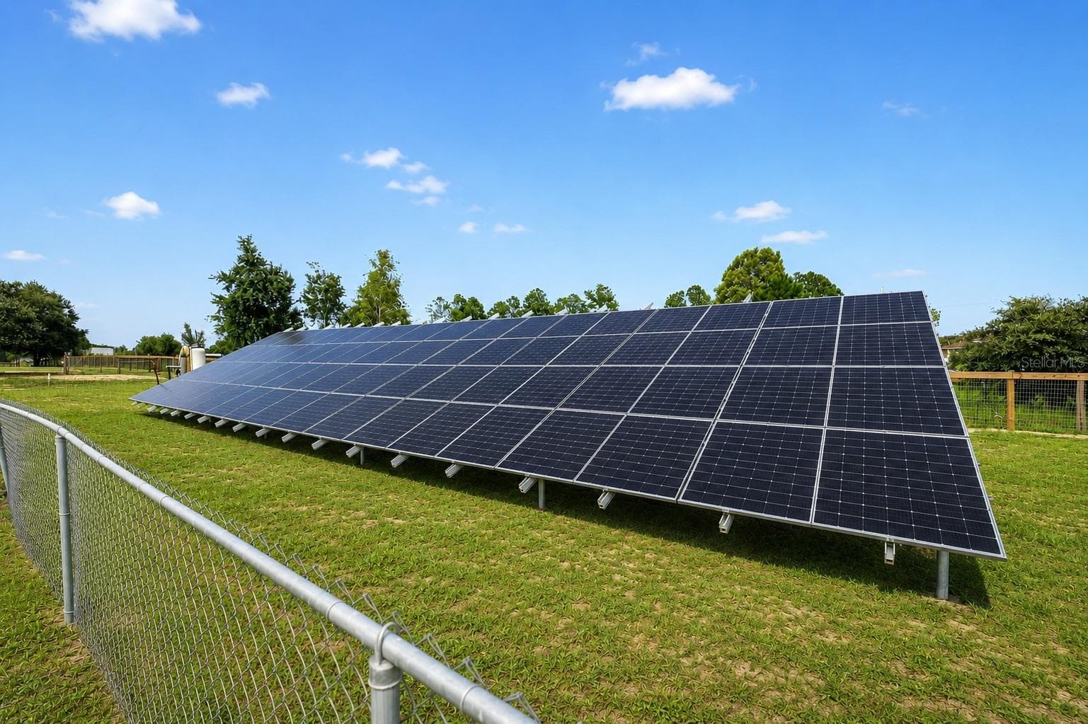 Solar Panels - 15355 SE 113TH STREET RD, OCKLAWAHA