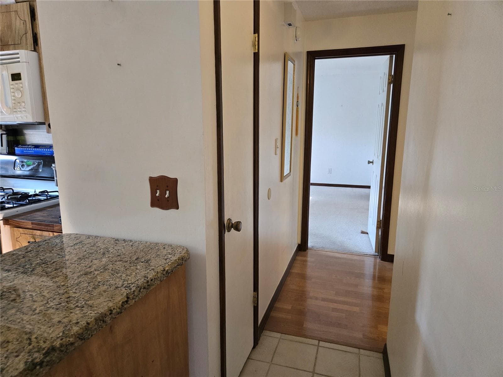 Single Family Residence at 827 RILL DR, ALTAMONTE SPRINGS, photo 6 of 21