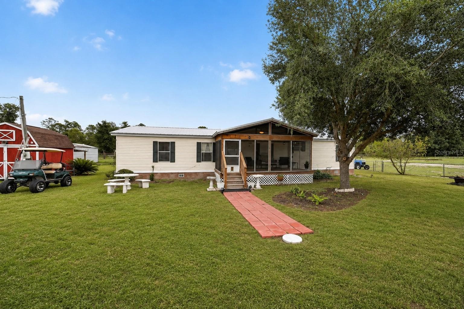 Front of home - 15355 SE 113TH STREET RD, OCKLAWAHA
