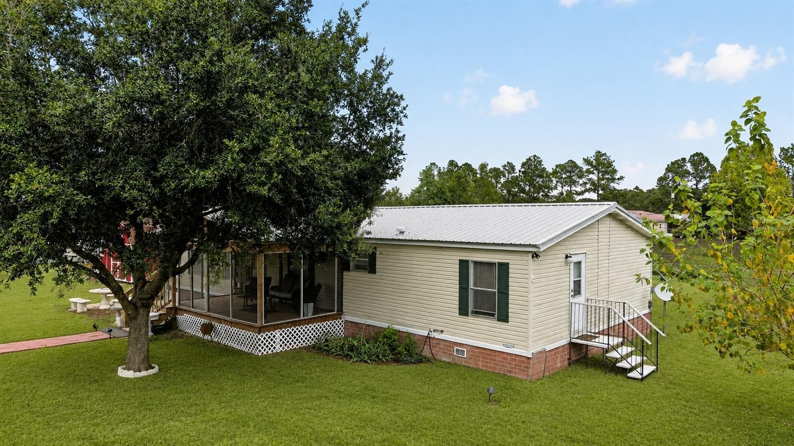Front of home right - 15355 SE 113TH STREET RD, OCKLAWAHA