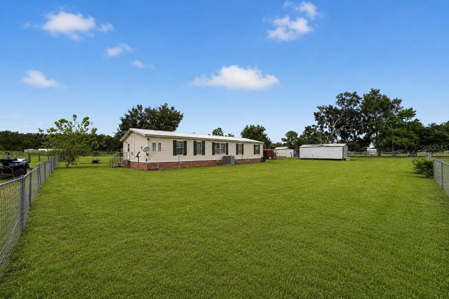 Back of Home - 15355 SE 113TH STREET RD, OCKLAWAHA