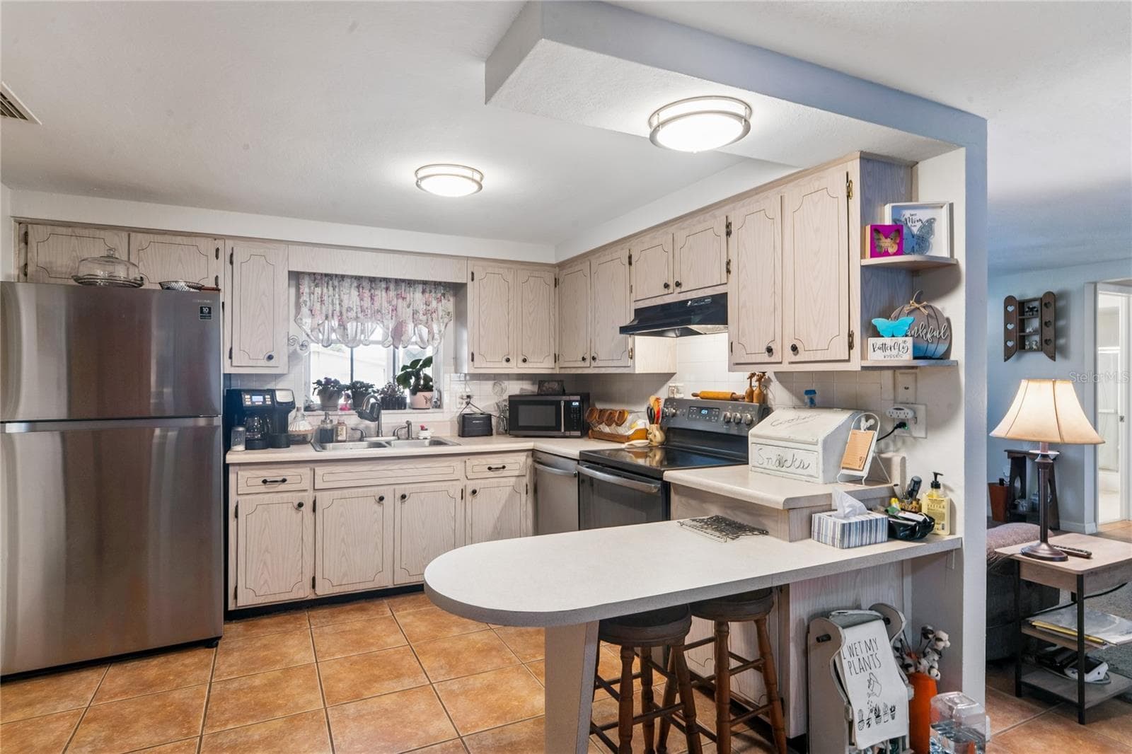 Single Family Residence at 7106 PALISADE DR, PORT RICHEY, photo 18 of 51