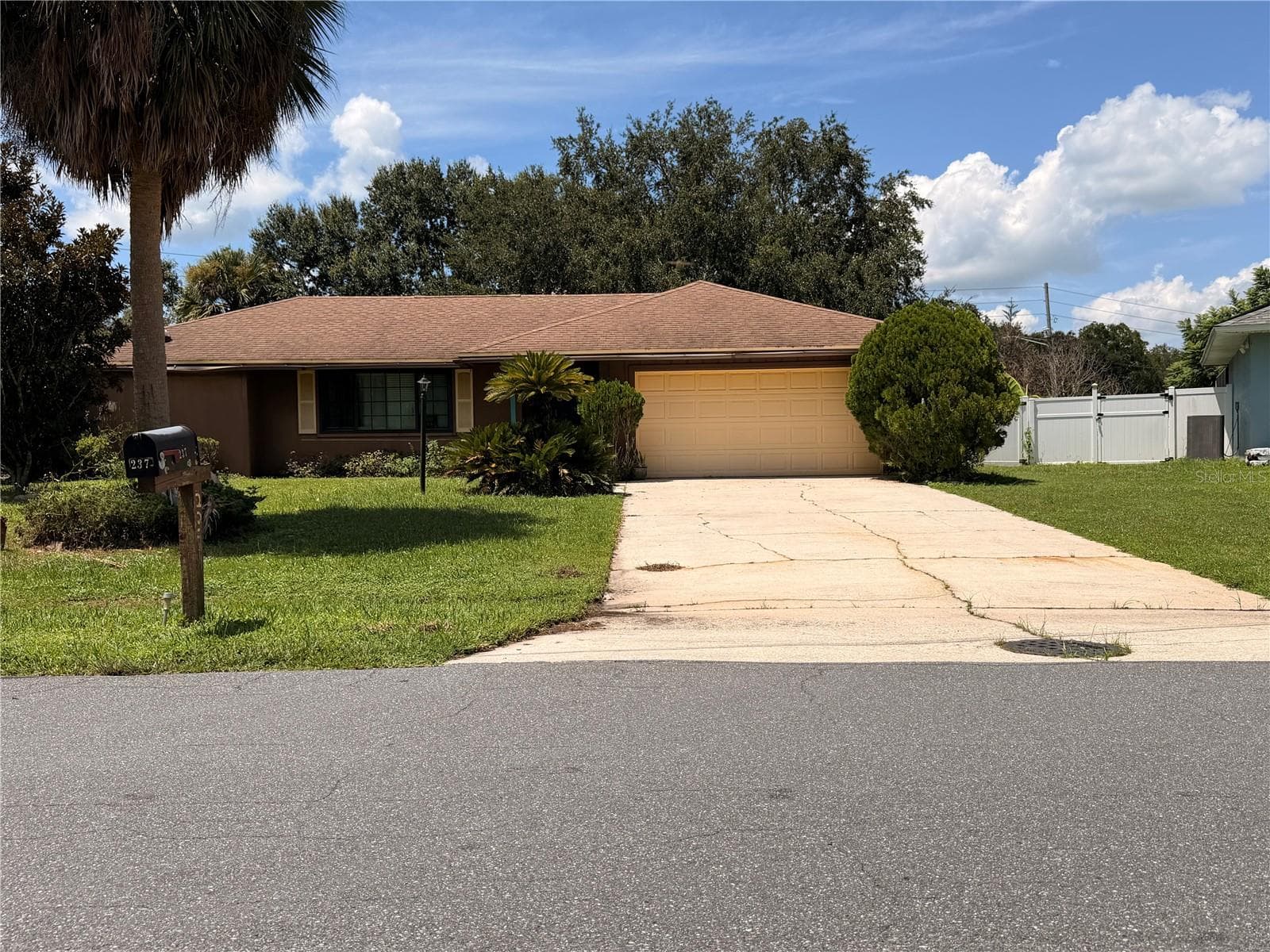 Single Family Residence at 237 CRANBROOK DR, KISSIMMEE, photo 11 of 12