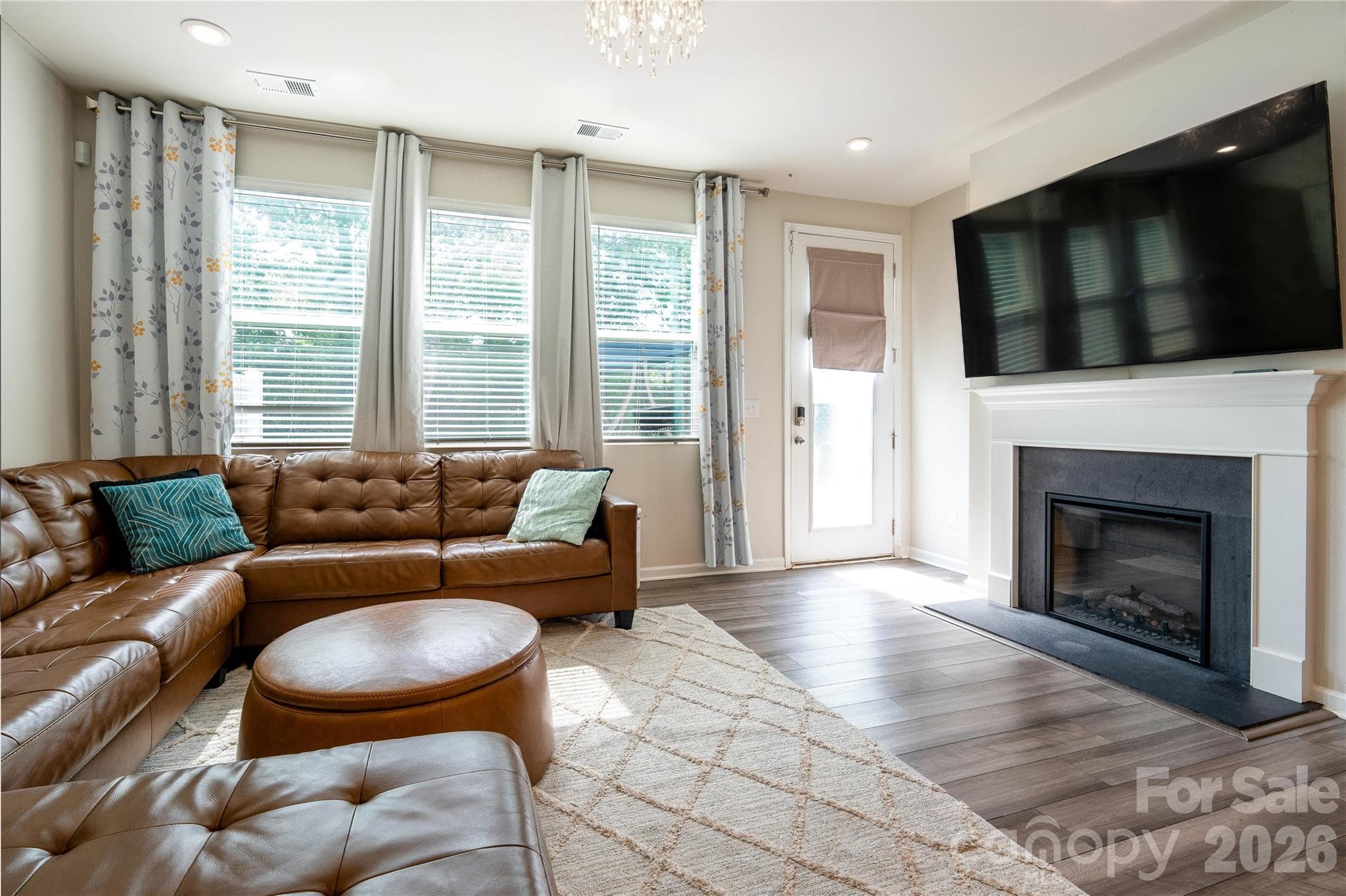 Townhouse at 12035 Gambrell Drive, Charlotte, photo 5 of 15