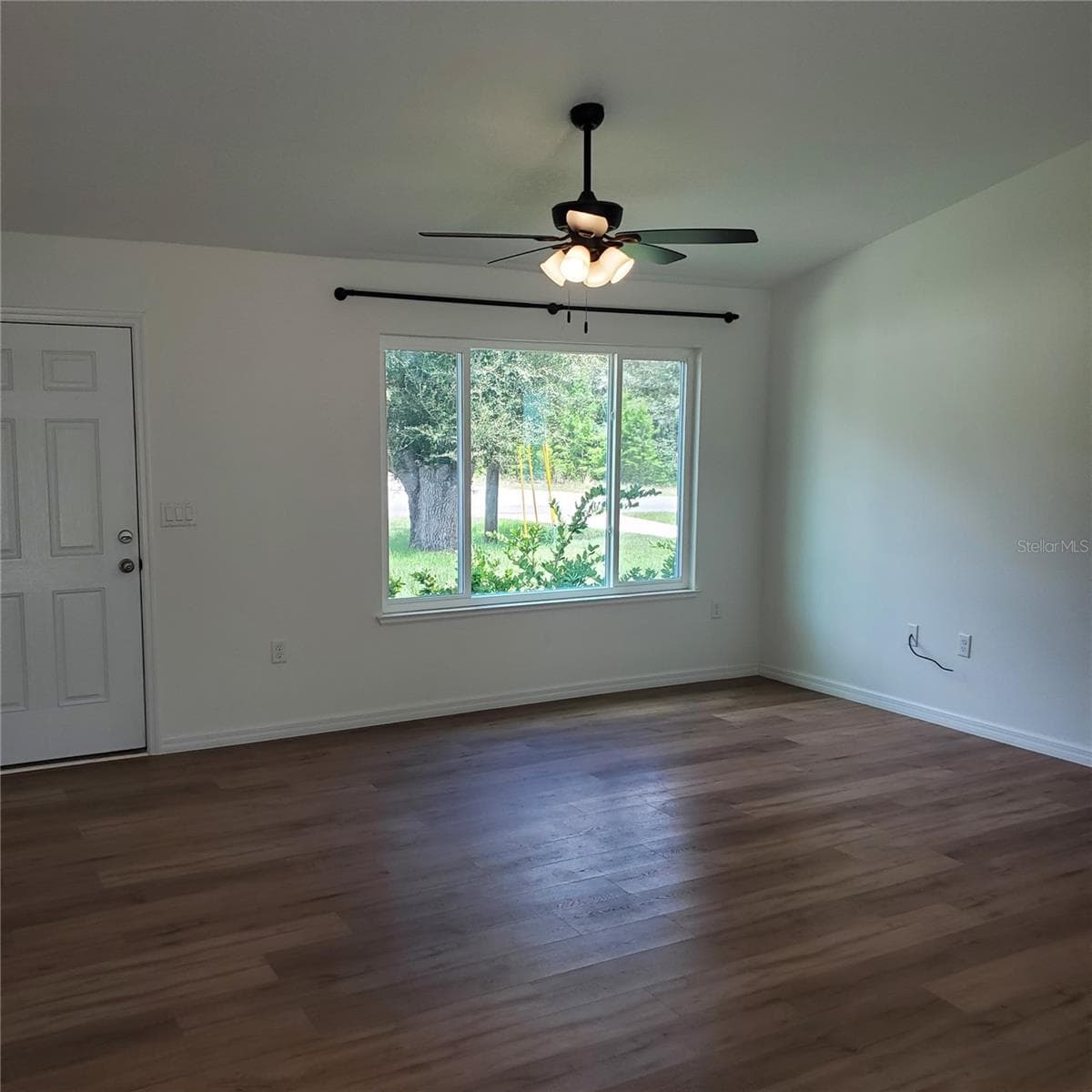 Single Family Residence at 353 FISHER WAY, OCKLAWAHA, photo 2 of 14