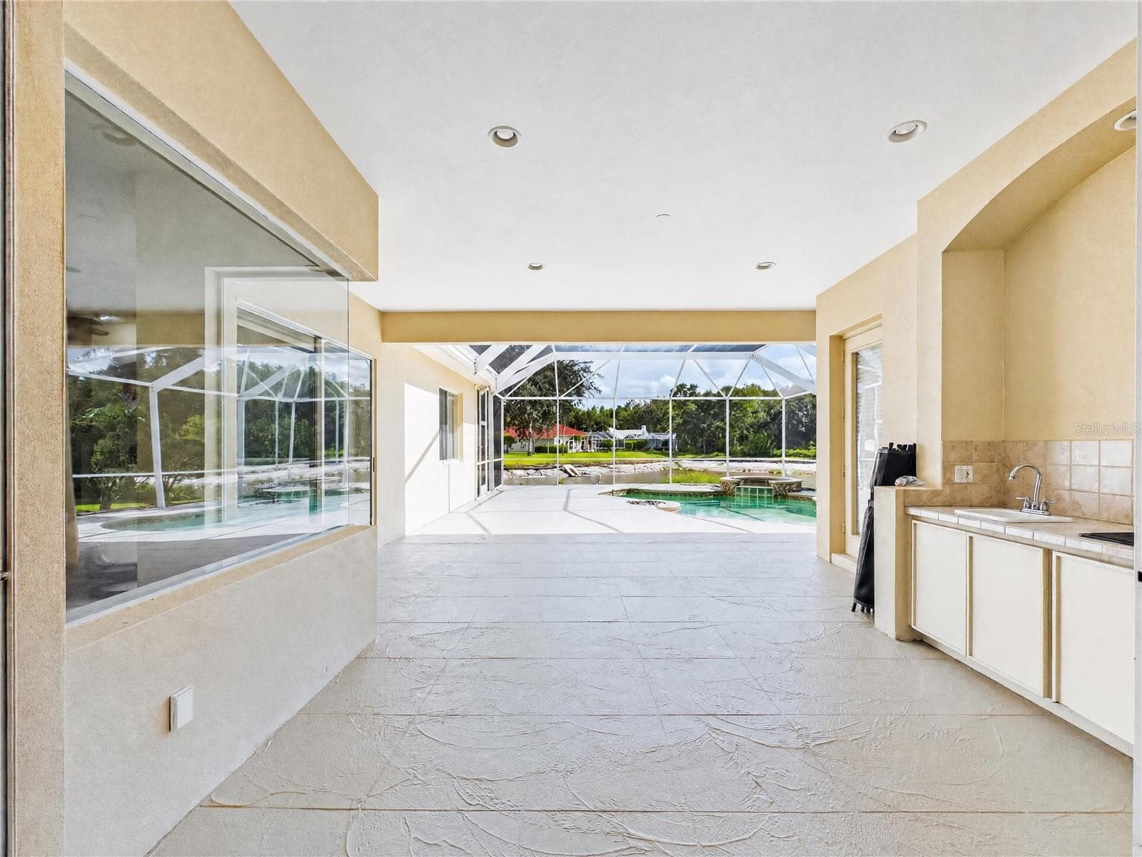 Single Family Residence at 10207 ESTUARY DR, TAMPA, photo 26 of 97