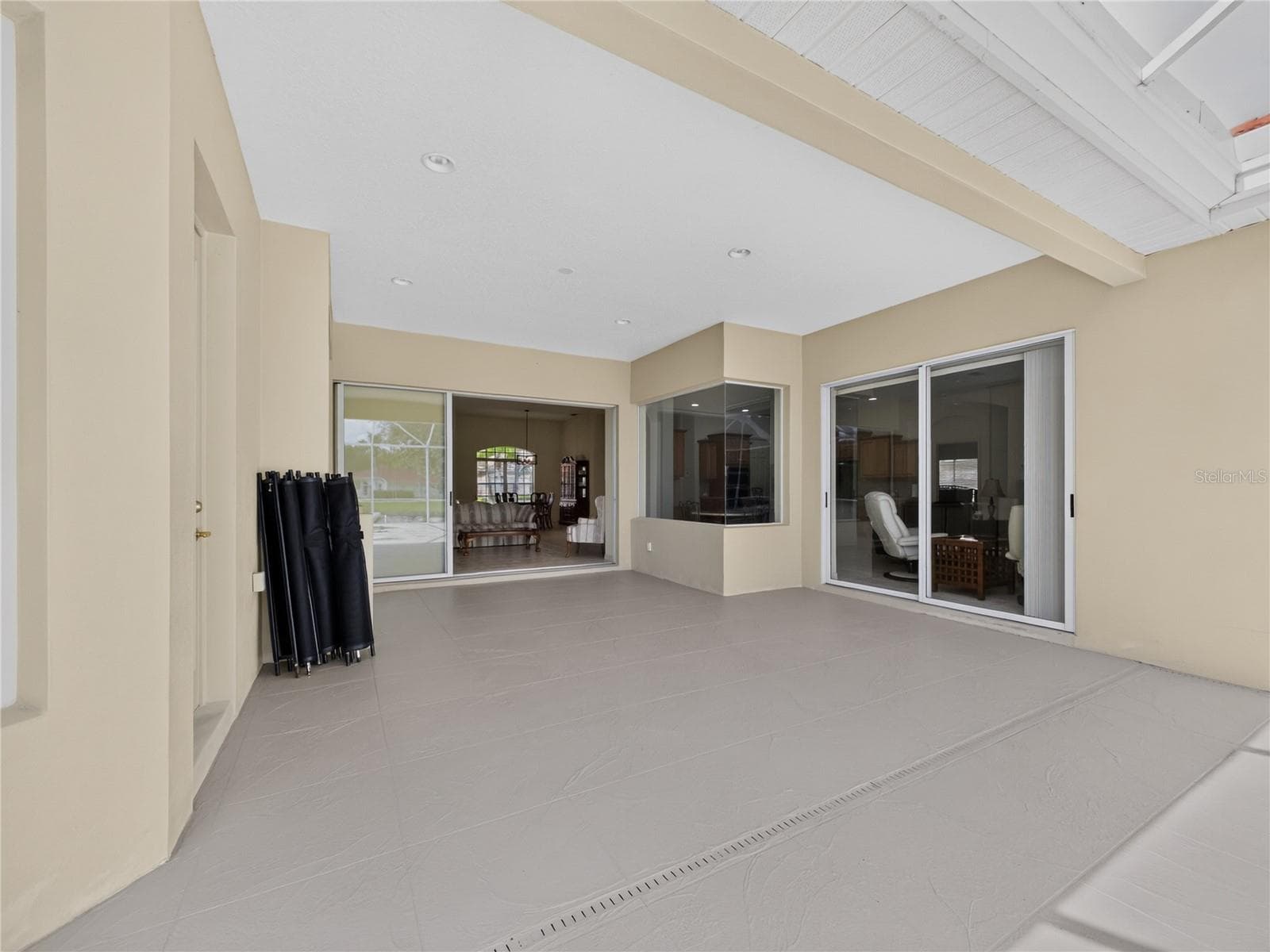Single Family Residence at 10207 ESTUARY DR, TAMPA, photo 35 of 97