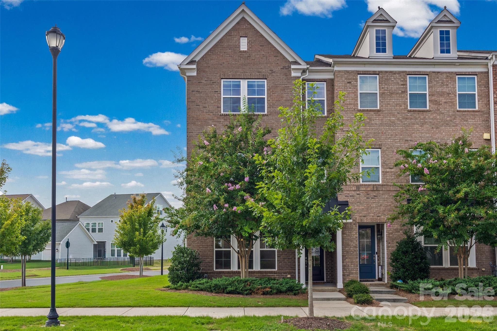 Townhouse at 11507 Red Rust Lane, Charlotte, photo 2 of 29