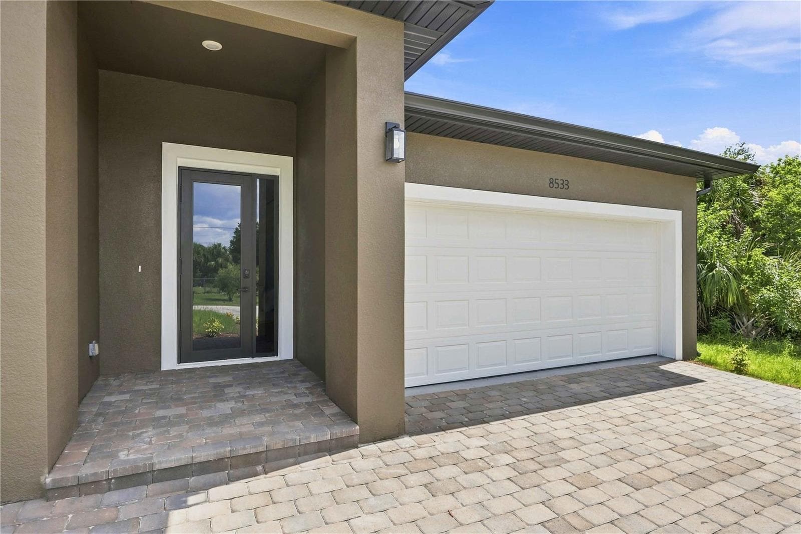 Single Family Residence at 8533 LANCELOT AVE, NORTH PORT, photo 2 of 25