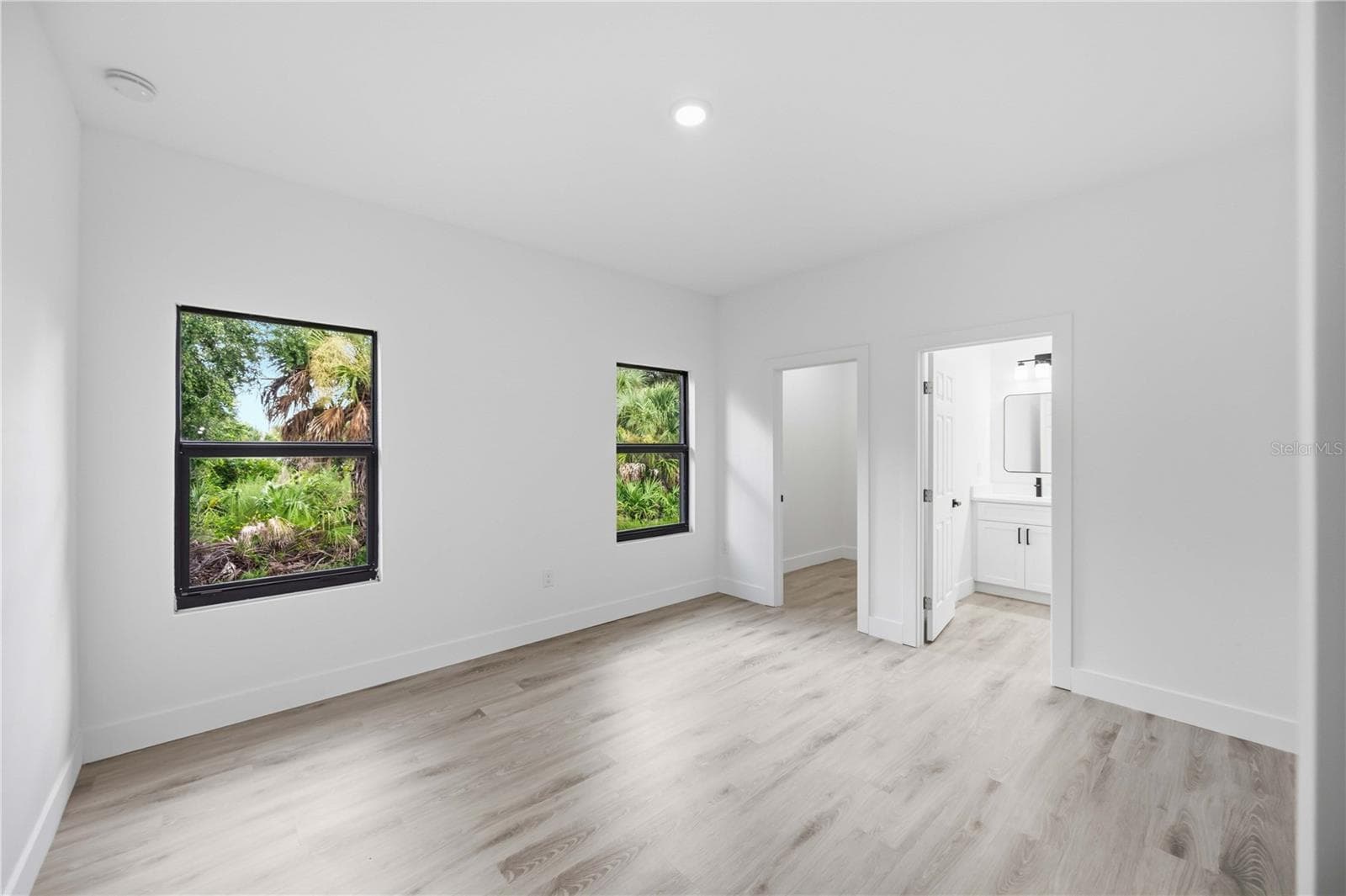 Single Family Residence at 8533 LANCELOT AVE, NORTH PORT, photo 20 of 25