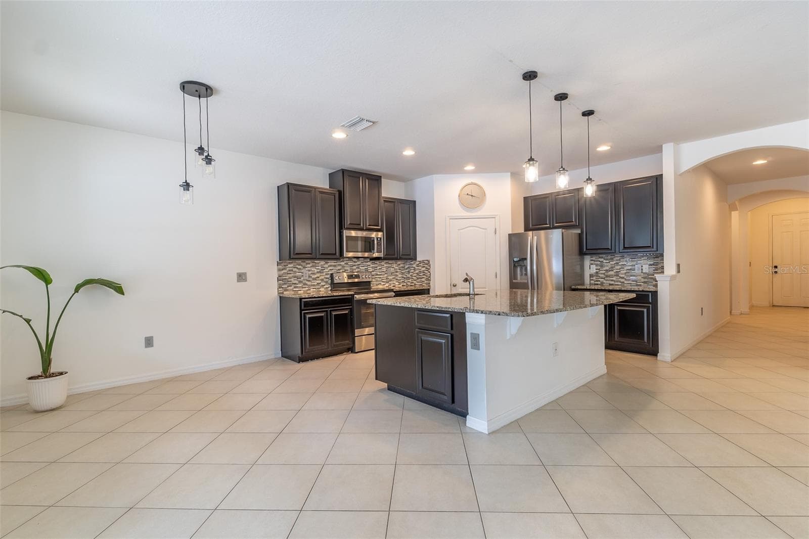 Single Family Residence at 12152 LEDBURY COMMONS DR, GIBSONTON, photo 40 of 43